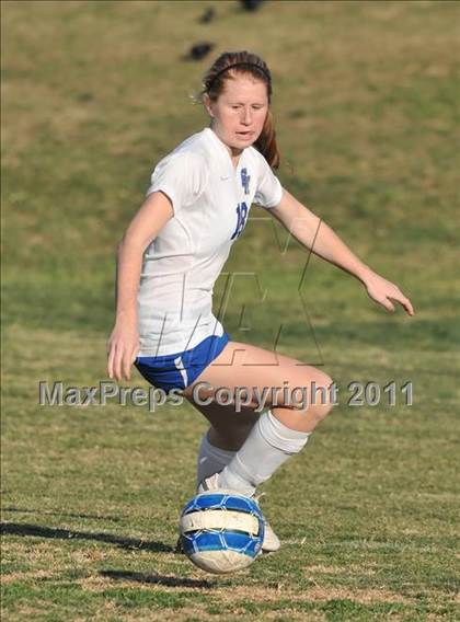 Thumbnail 3 in Stockdale vs Santa Margarita (Excalibur) photogallery.
