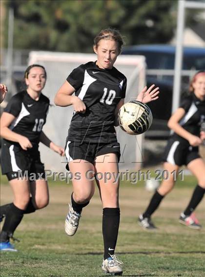 Thumbnail 1 in Stockdale vs Santa Margarita (Excalibur) photogallery.