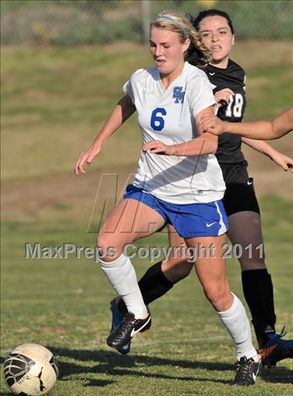 Thumbnail 2 in Stockdale vs Santa Margarita (Excalibur) photogallery.