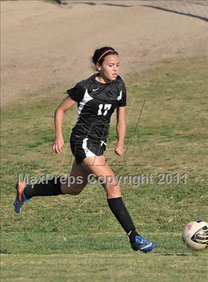 Thumbnail 1 in Stockdale vs Santa Margarita (Excalibur) photogallery.