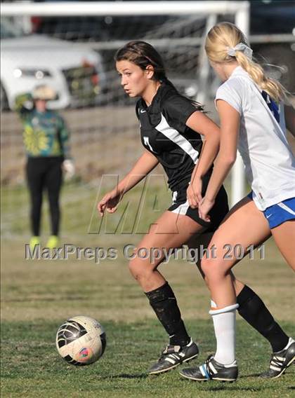 Thumbnail 1 in Stockdale vs Santa Margarita (Excalibur) photogallery.