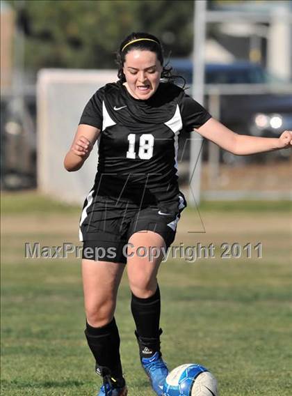 Thumbnail 1 in Stockdale vs Santa Margarita (Excalibur) photogallery.