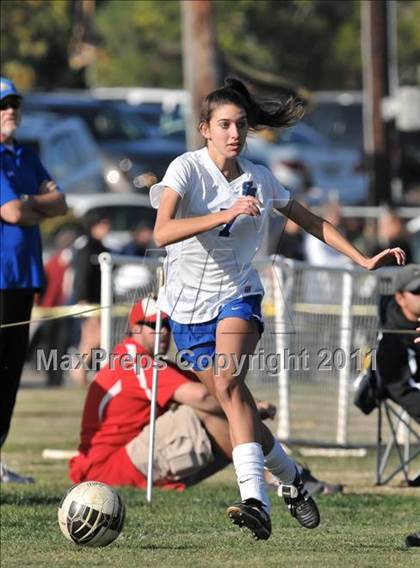 Thumbnail 3 in Stockdale vs Santa Margarita (Excalibur) photogallery.