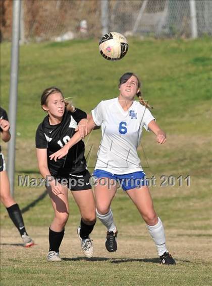 Thumbnail 1 in Stockdale vs Santa Margarita (Excalibur) photogallery.