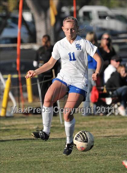 Thumbnail 2 in Stockdale vs Santa Margarita (Excalibur) photogallery.