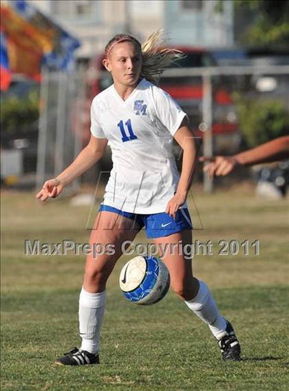 Thumbnail 2 in Stockdale vs Santa Margarita (Excalibur) photogallery.