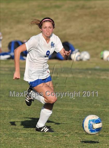 Thumbnail 2 in Stockdale vs Santa Margarita (Excalibur) photogallery.