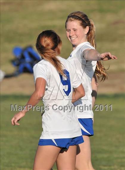 Thumbnail 2 in Stockdale vs Santa Margarita (Excalibur) photogallery.