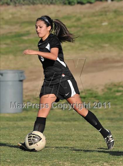Thumbnail 1 in Stockdale vs Santa Margarita (Excalibur) photogallery.