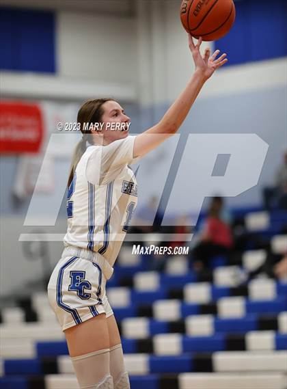 Thumbnail 1 in Laurel @ Ellwood City photogallery.
