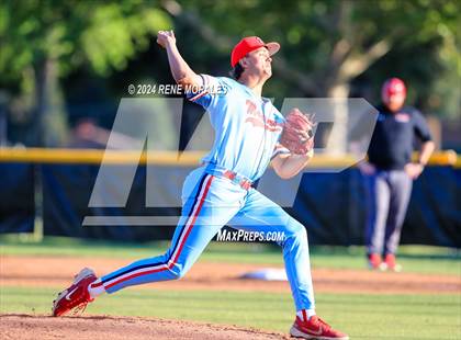 Thumbnail 3 in Village Christian vs Maranatha photogallery.