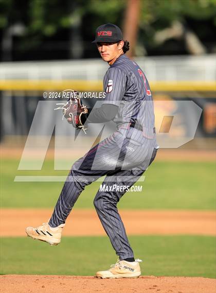 Thumbnail 2 in Village Christian vs Maranatha photogallery.