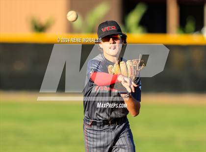 Thumbnail 2 in Village Christian vs Maranatha photogallery.