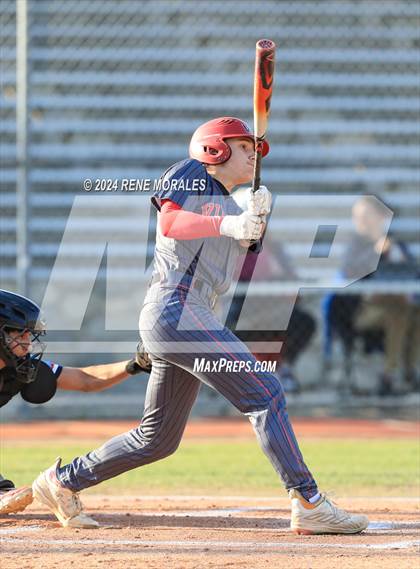 Thumbnail 2 in Village Christian vs Maranatha photogallery.