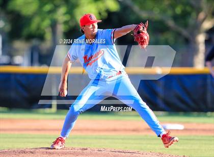 Thumbnail 3 in Village Christian vs Maranatha photogallery.