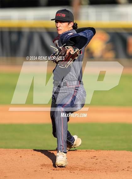 Thumbnail 2 in Village Christian vs Maranatha photogallery.