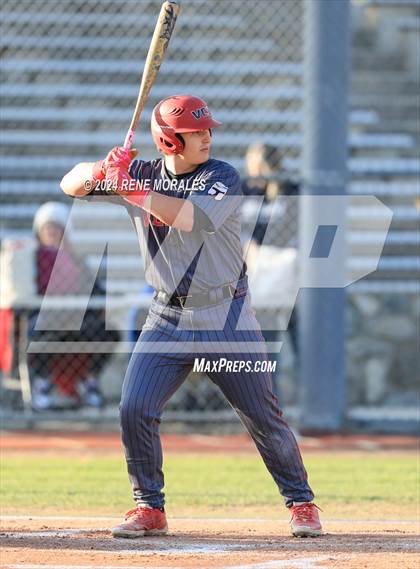 Thumbnail 1 in Village Christian vs Maranatha photogallery.