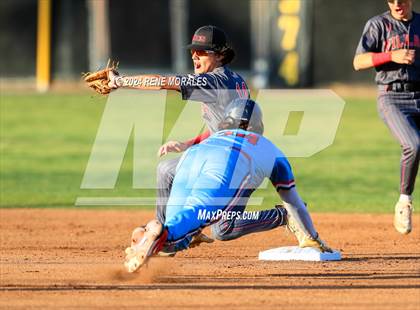 Thumbnail 3 in Village Christian vs Maranatha photogallery.