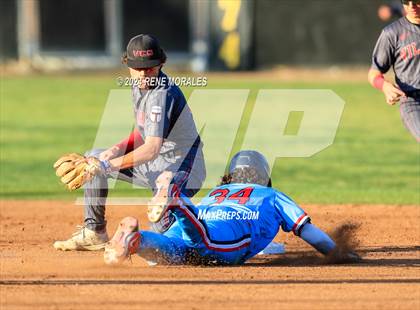 Thumbnail 2 in Village Christian vs Maranatha photogallery.
