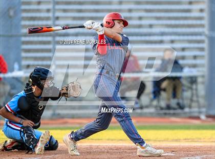 Thumbnail 3 in Village Christian vs Maranatha photogallery.