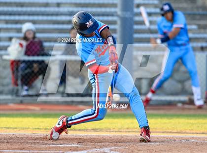 Thumbnail 3 in Village Christian vs Maranatha photogallery.