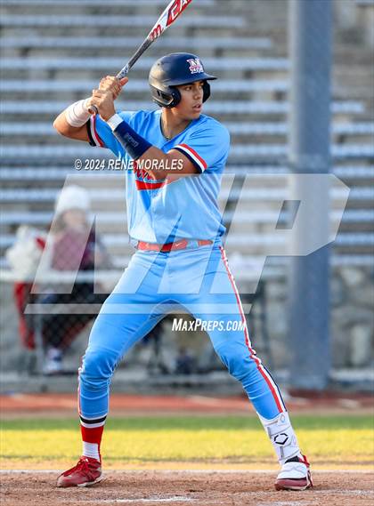 Thumbnail 3 in Village Christian vs Maranatha photogallery.