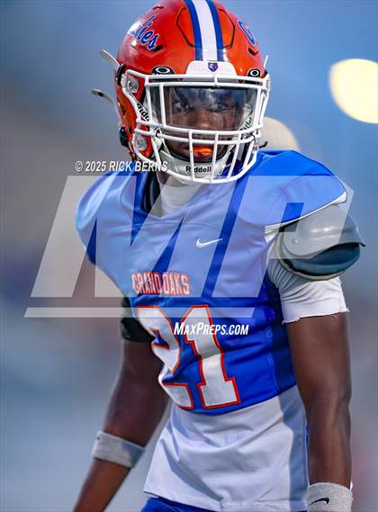 Thumbnail 3 in Grand Oaks vs Cleveland photogallery.