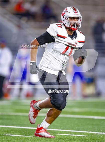 Thumbnail 3 in Grand Oaks vs Cleveland photogallery.