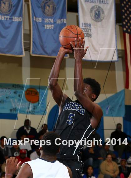 Thumbnail 2 in St. John Bosco vs. Compton (CIF SS Open Division Playoff) photogallery.