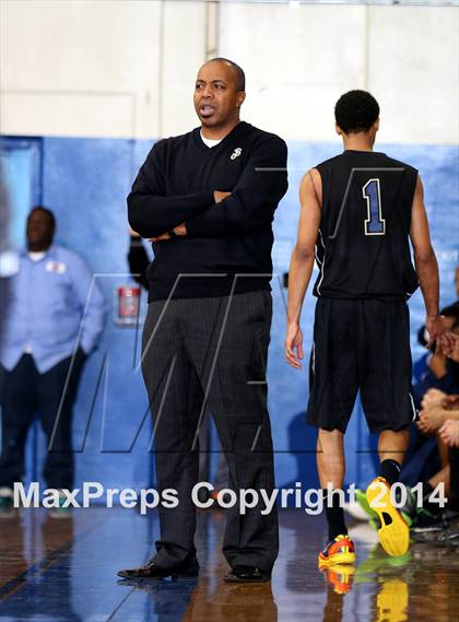 Thumbnail 2 in St. John Bosco vs. Compton (CIF SS Open Division Playoff) photogallery.