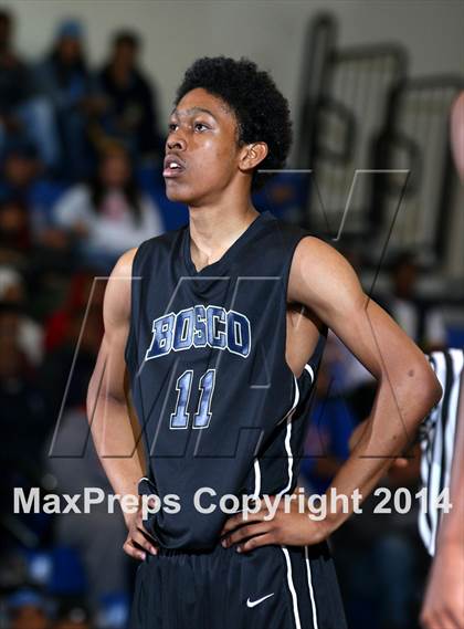 Thumbnail 2 in St. John Bosco vs. Compton (CIF SS Open Division Playoff) photogallery.