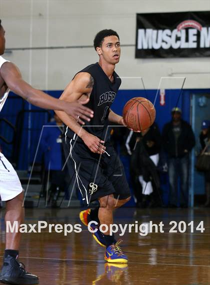 Thumbnail 3 in St. John Bosco vs. Compton (CIF SS Open Division Playoff) photogallery.