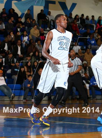Thumbnail 1 in St. John Bosco vs. Compton (CIF SS Open Division Playoff) photogallery.
