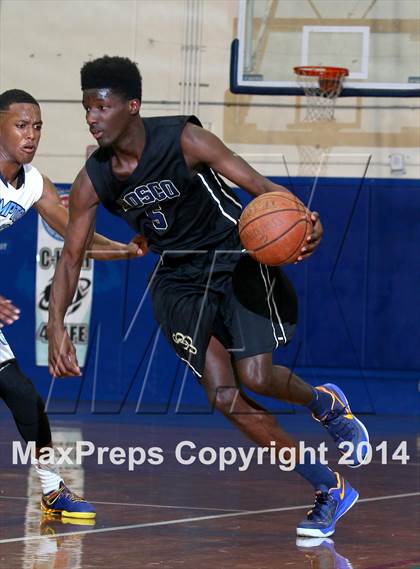 Thumbnail 2 in St. John Bosco vs. Compton (CIF SS Open Division Playoff) photogallery.