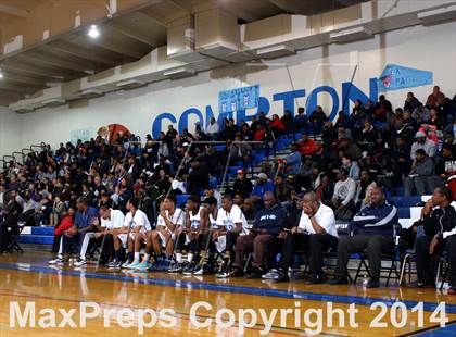 Thumbnail 1 in St. John Bosco vs. Compton (CIF SS Open Division Playoff) photogallery.
