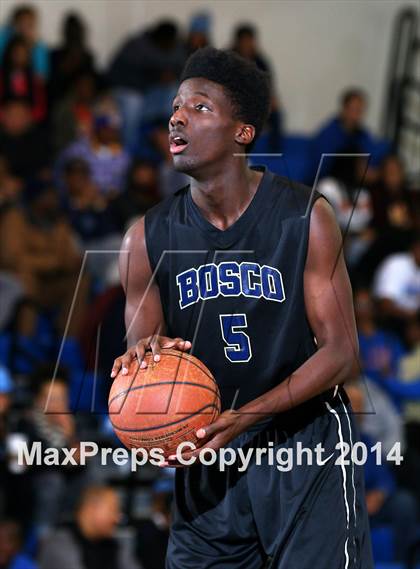 Thumbnail 1 in St. John Bosco vs. Compton (CIF SS Open Division Playoff) photogallery.