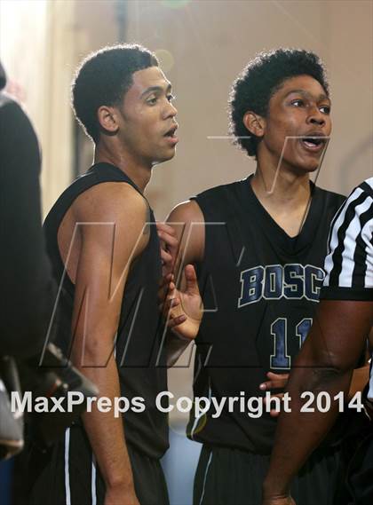 Thumbnail 2 in St. John Bosco vs. Compton (CIF SS Open Division Playoff) photogallery.