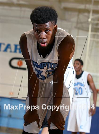 Thumbnail 1 in St. John Bosco vs. Compton (CIF SS Open Division Playoff) photogallery.