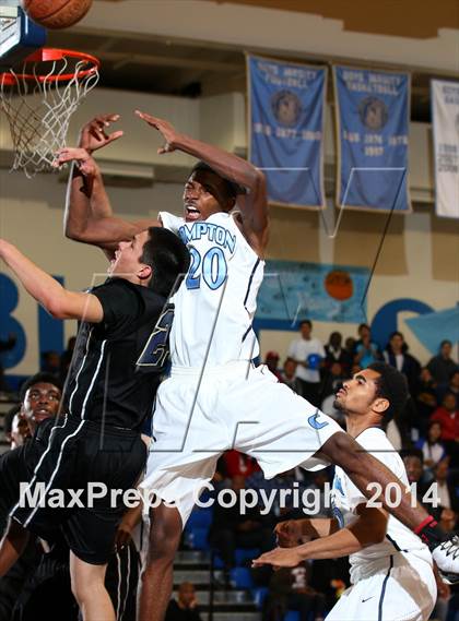 Thumbnail 3 in St. John Bosco vs. Compton (CIF SS Open Division Playoff) photogallery.