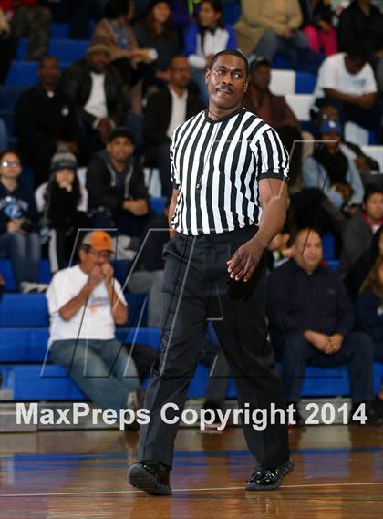 Thumbnail 3 in St. John Bosco vs. Compton (CIF SS Open Division Playoff) photogallery.