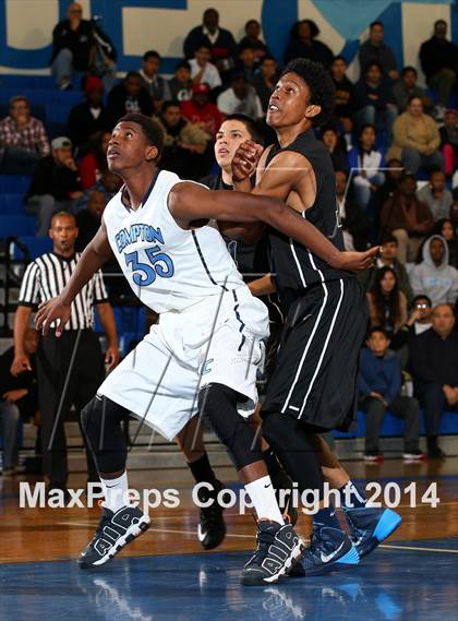 Thumbnail 3 in St. John Bosco vs. Compton (CIF SS Open Division Playoff) photogallery.