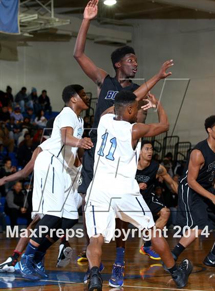 Thumbnail 1 in St. John Bosco vs. Compton (CIF SS Open Division Playoff) photogallery.
