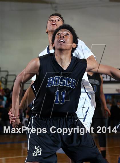 Thumbnail 2 in St. John Bosco vs. Compton (CIF SS Open Division Playoff) photogallery.
