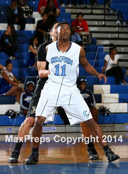 Thumbnail 2 in St. John Bosco vs. Compton (CIF SS Open Division Playoff) photogallery.