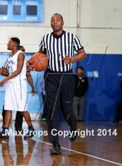 Thumbnail 1 in St. John Bosco vs. Compton (CIF SS Open Division Playoff) photogallery.