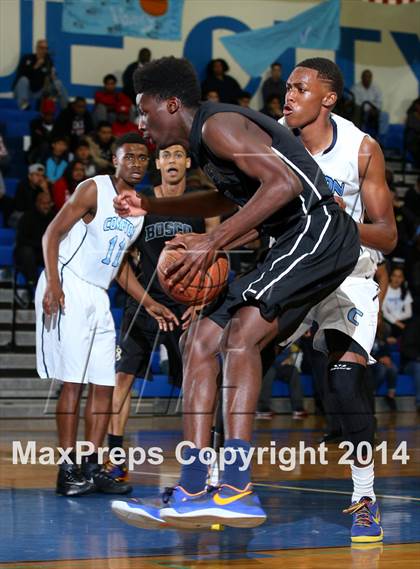 Thumbnail 1 in St. John Bosco vs. Compton (CIF SS Open Division Playoff) photogallery.