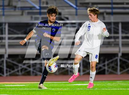 Thumbnail 3 in Snowflake vs. Chino Valley (AIA Fall Soccer Final) photogallery.