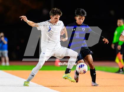 Thumbnail 3 in Snowflake vs. Chino Valley (AIA Fall Soccer Final) photogallery.