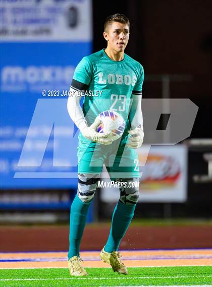 Thumbnail 3 in Snowflake vs. Chino Valley (AIA Fall Soccer Final) photogallery.