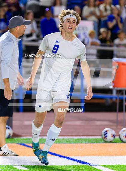 Thumbnail 3 in Snowflake vs. Chino Valley (AIA Fall Soccer Final) photogallery.